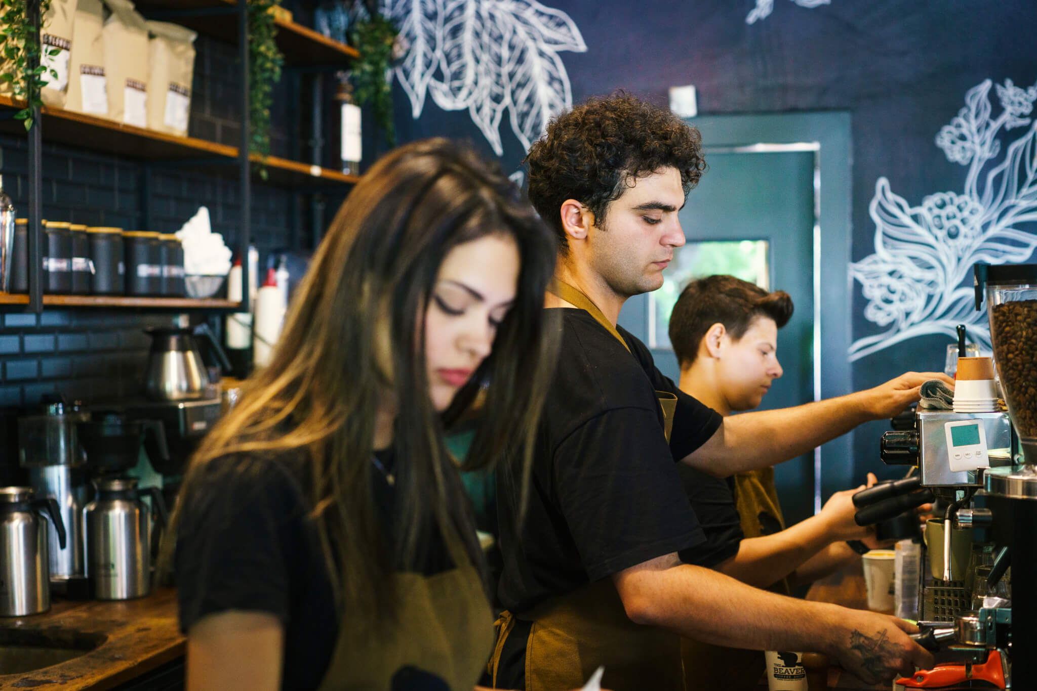 Pénurie d’emplois d’été : des jeunes découragés par un marché saturé