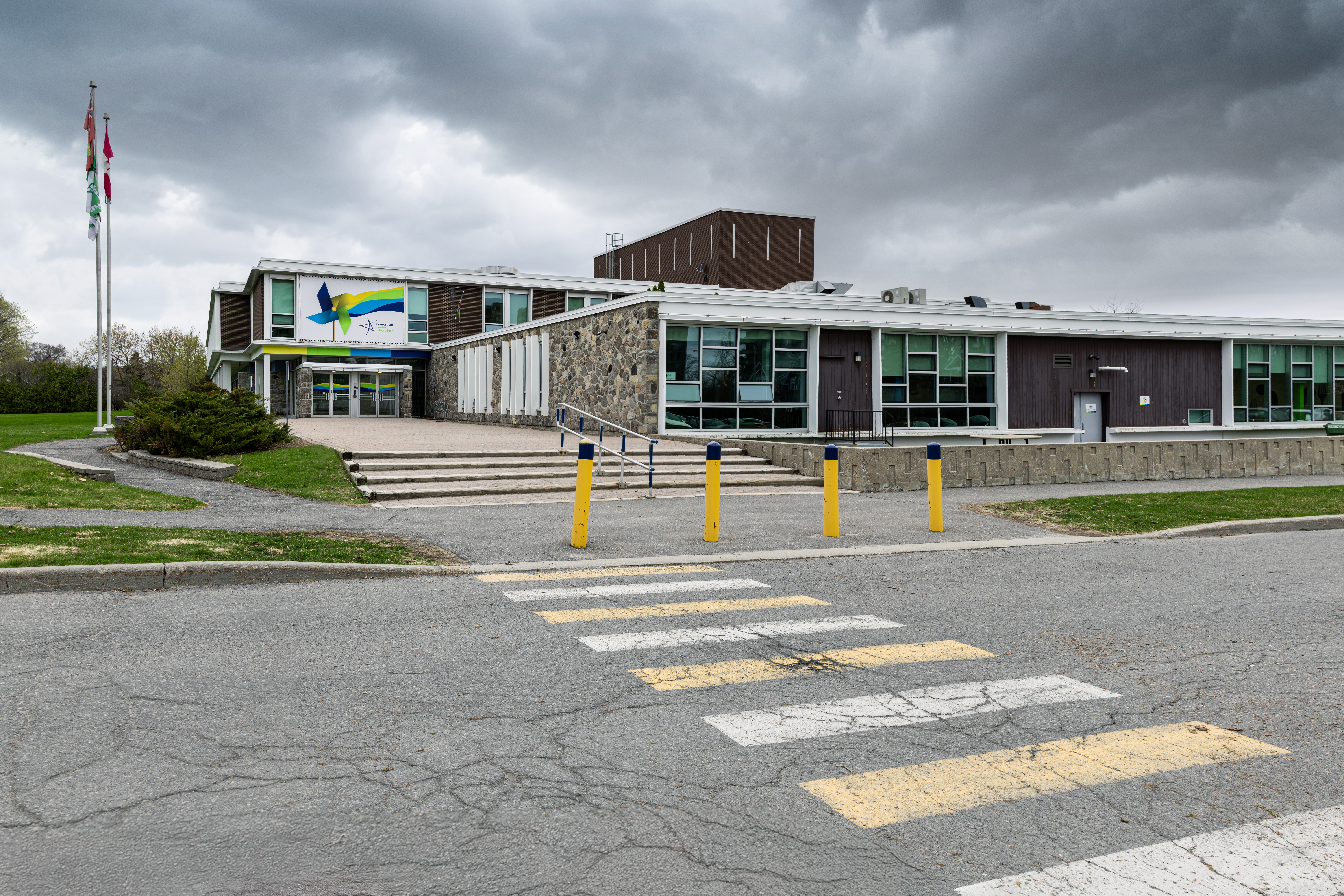 Façade du bâtiment du Consortium Centre Jules-Léger.